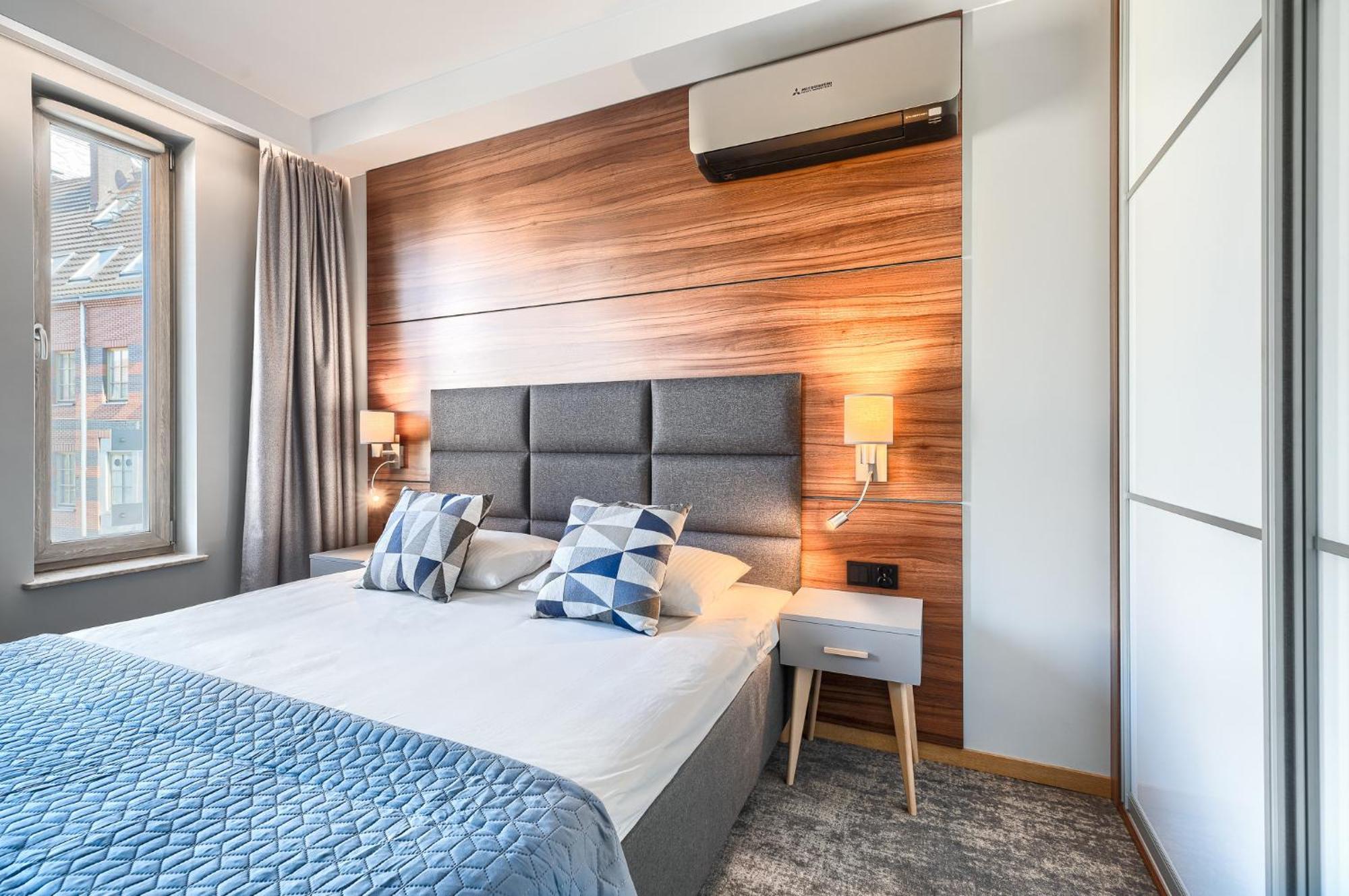 Park Apartment Old Town By Noclegi Renters ชเตชชิน ภายนอก รูปภาพ
